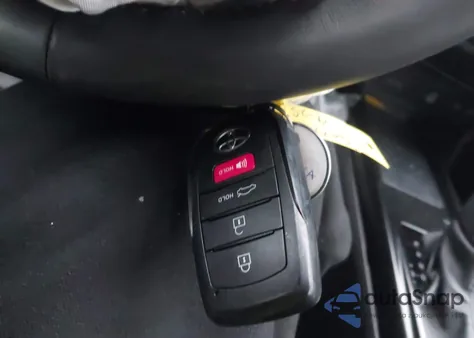 2025 Toyota Camry Se из США, поврежденный, VIN 4T1DAACK8SU624699